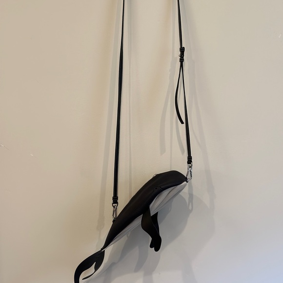 Loewe Leather Whale Bag - Picture 3 of 8